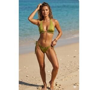 New Bananhot Two Piece Bikini Set Green Size Small Resort Wear Beach Summer